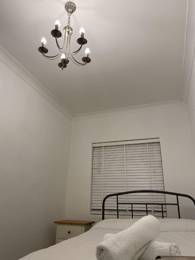 London Rooms With Free Parking 134 埃奇韦尔 外观 照片